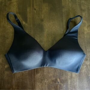 Wacoal Bra Small B/C Flawless‎ Comfort Wireless Black 856326 Sexy Everyday 🖤